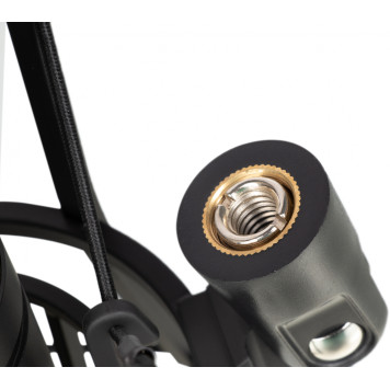 Микрофон проводной AKG P220 черный -8