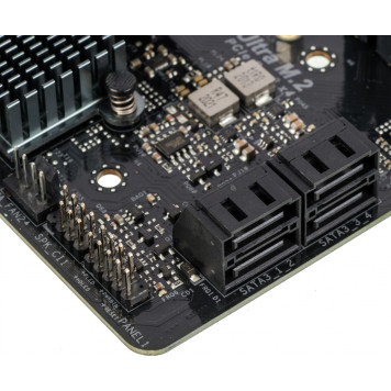 Материнская плата Asrock A520M-HVS Soc-AM4 AMD A520 2xDDR4 mATX AC`97 8ch(7.1) GbLAN RAID+VGA+HDMI -18