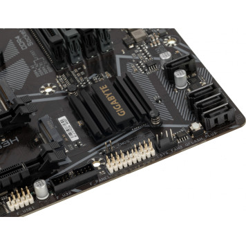 Материнская плата Gigabyte B550M DS3H Soc-AM4 AMD B550 4xDDR4 mATX AC`97 8ch(7.1) GbLAN RAID+DVI+HDMI -15